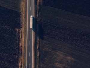 Lee más sobre el artículo Cómo exportar a Chile por camión: pasos y documentos